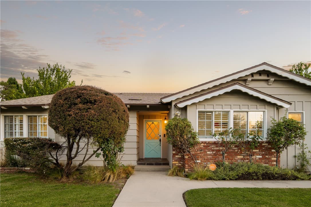 23642 Oxnard