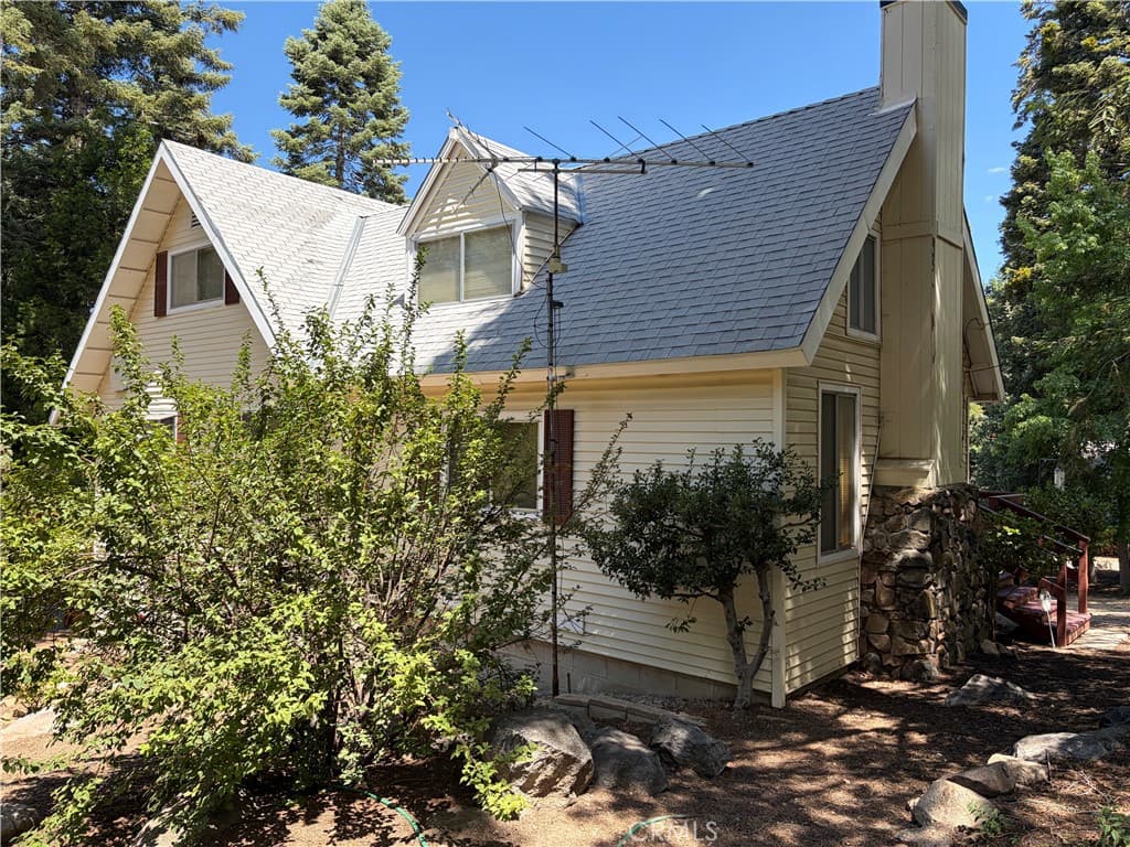 5974 Pine