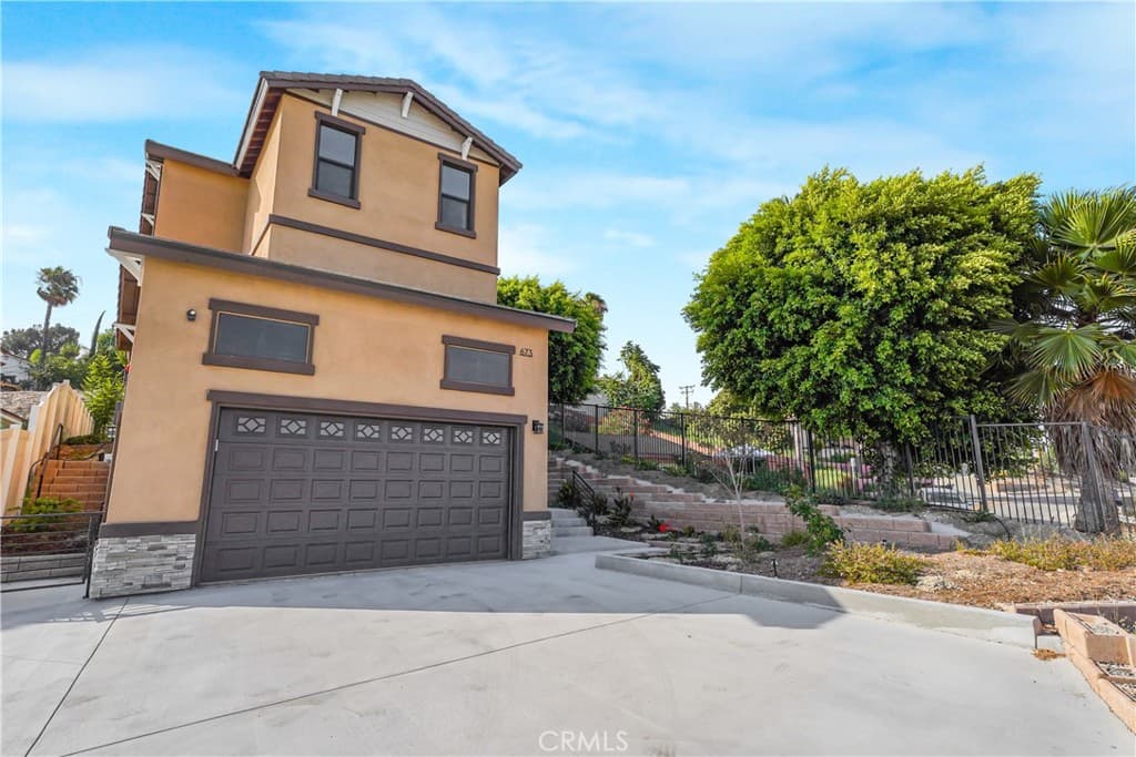 673 Castlehill