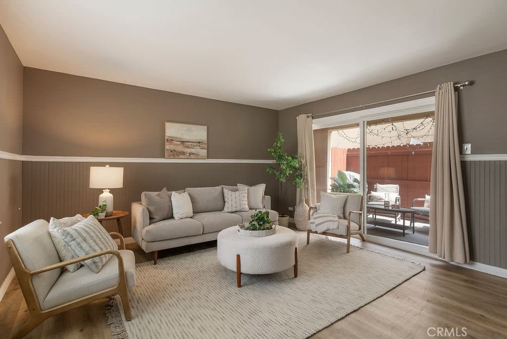 2516 Virginia E