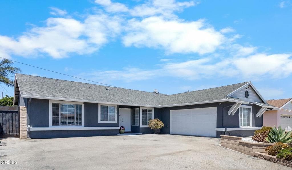 1001 Redwood Street