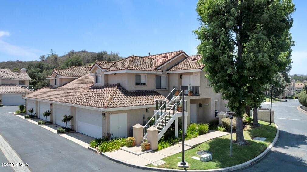 275 Ridgeton Lane A