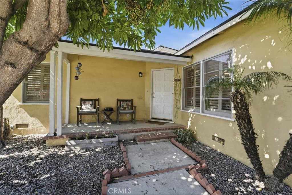 2840 Magnolia