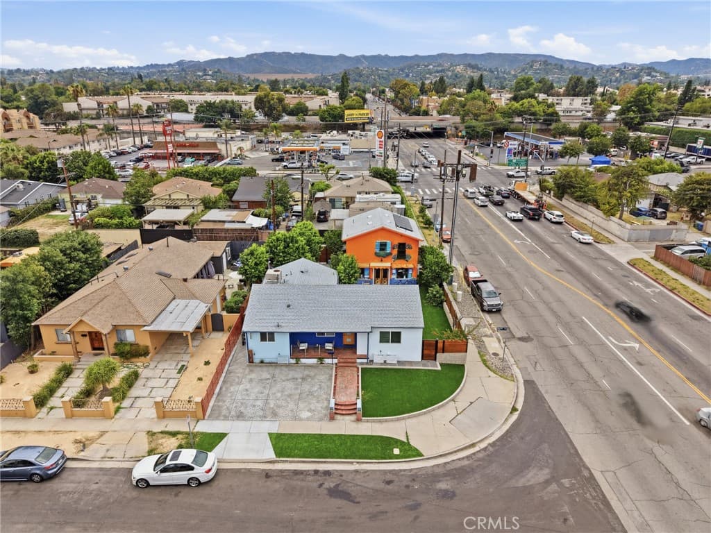 17660 Martha St