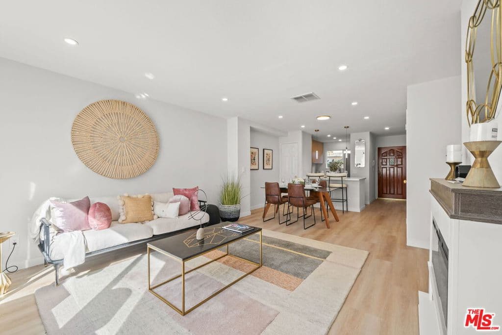 8515 Saturn Street 103