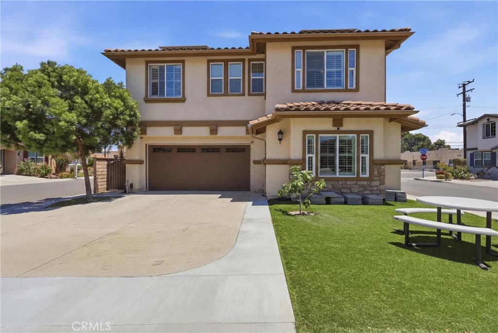 12148 Cambrian Circle