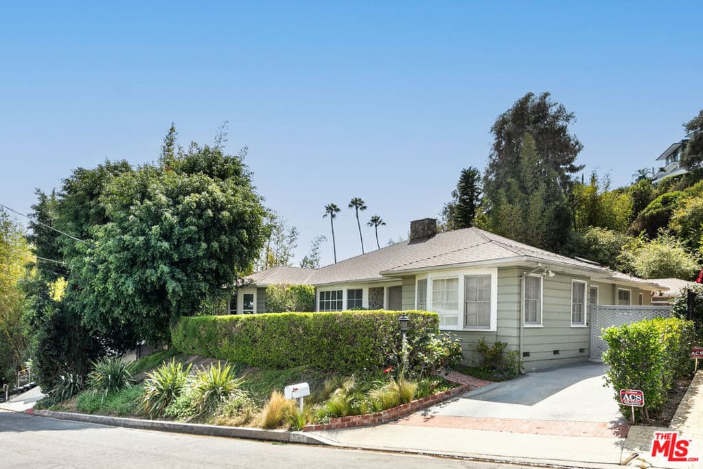 1545 N Doheny Drive