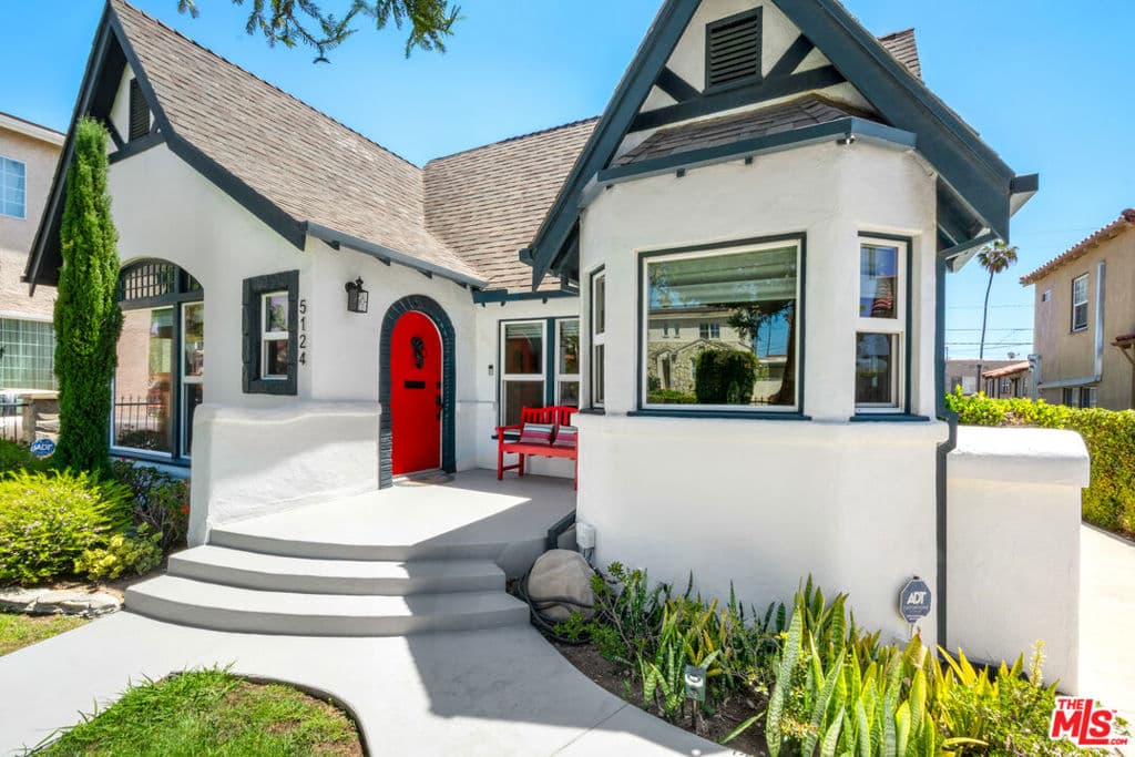 5124 S Mullen Avenue