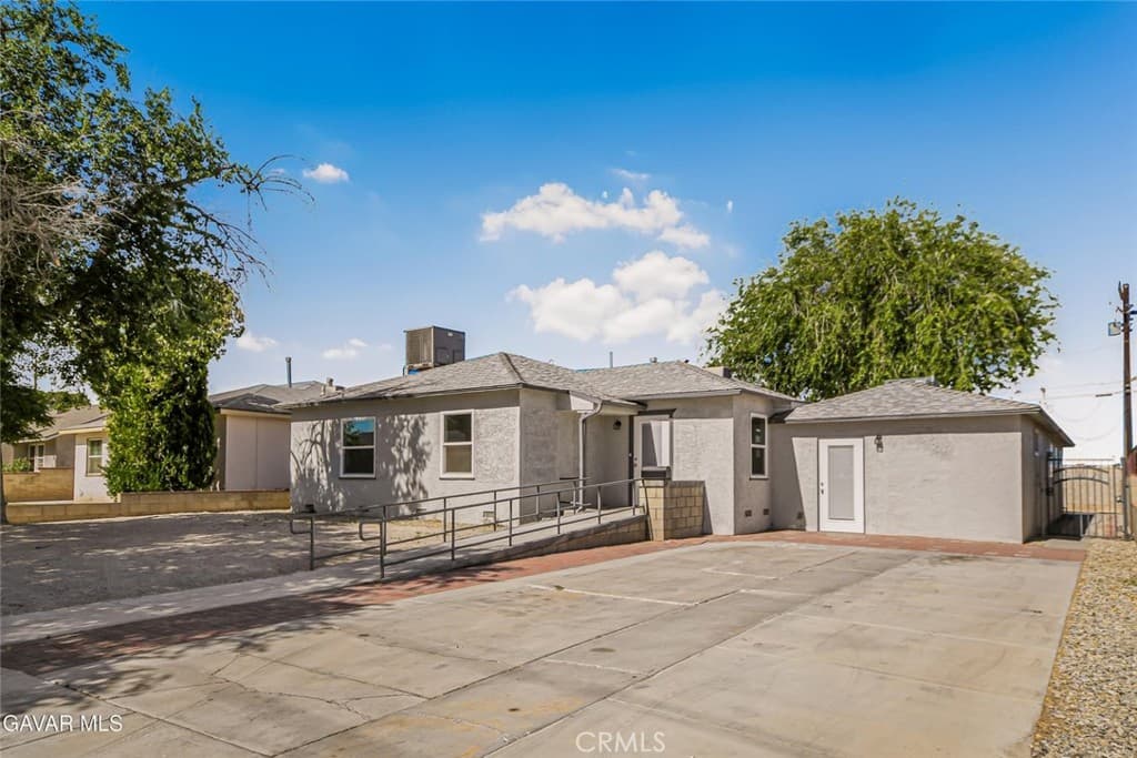 44503 Fern Avenue