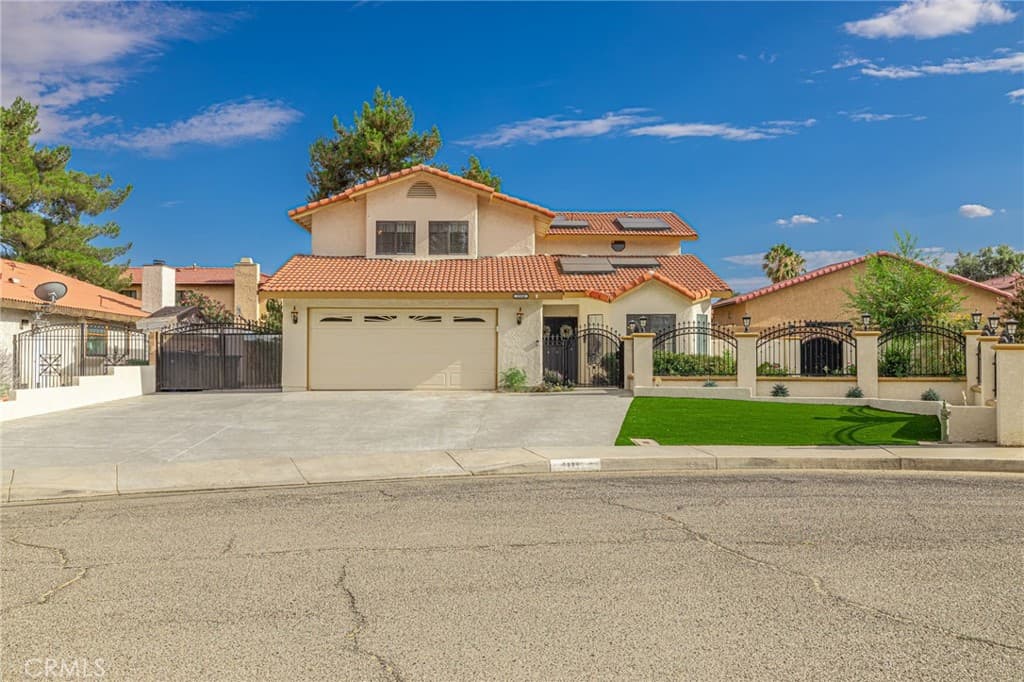 1334 Sun Court