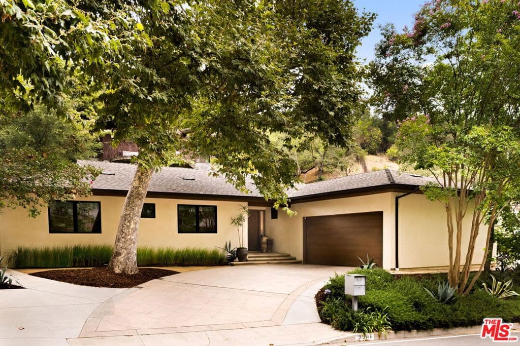 3546 Mandeville Canyon Road