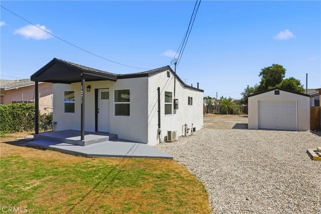 1271 W 13th