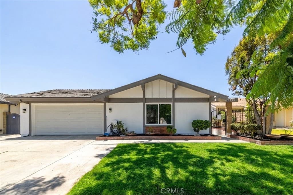 11652 Gonsalves St.