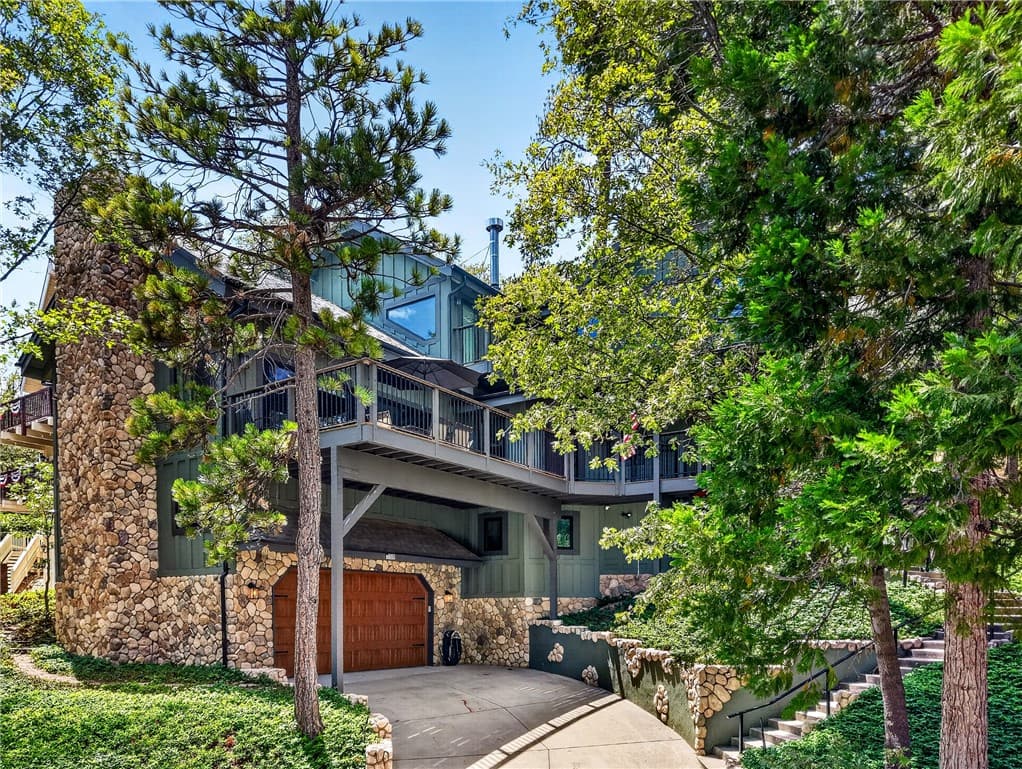 27514 W Shore