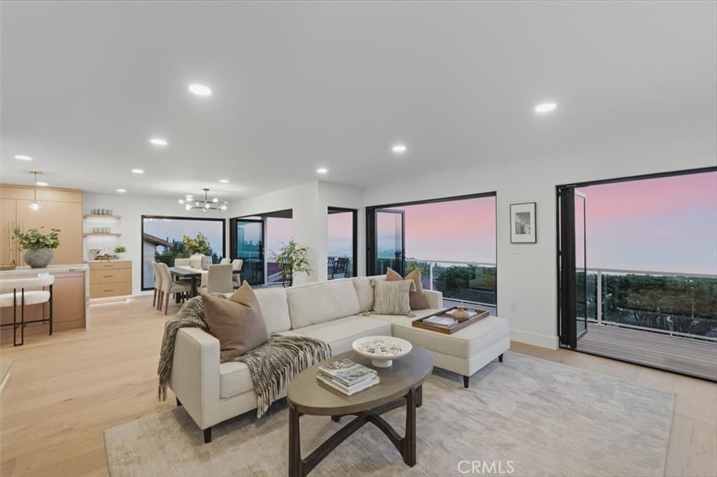 6762 Birchman Drive