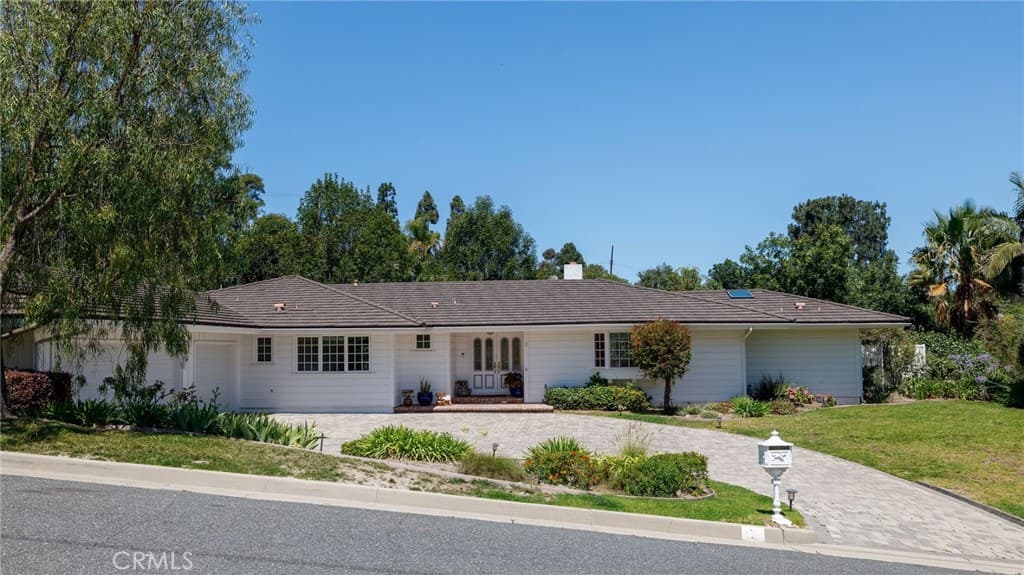 3 Dobbin Lane