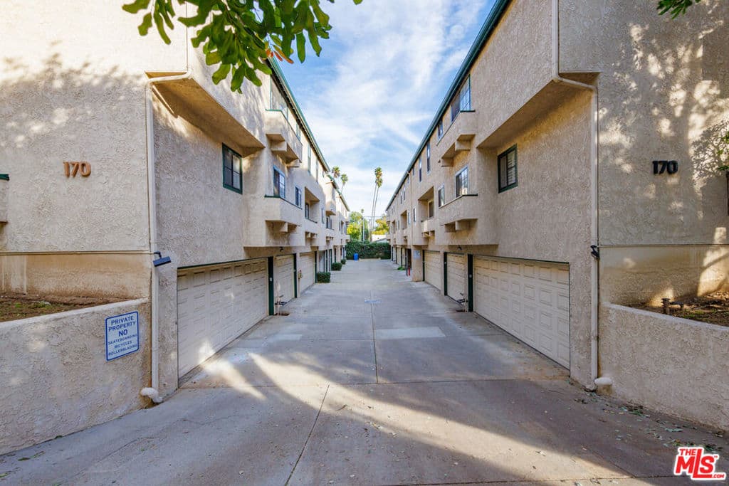 170 N Sierra Bonita Avenue 4