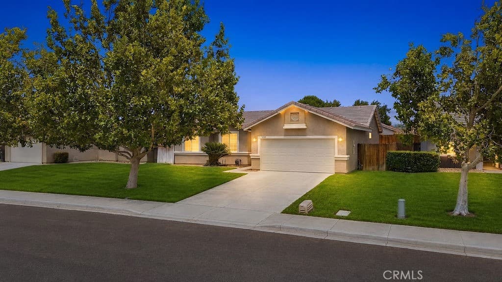 3537 Mount Lassen Avenue