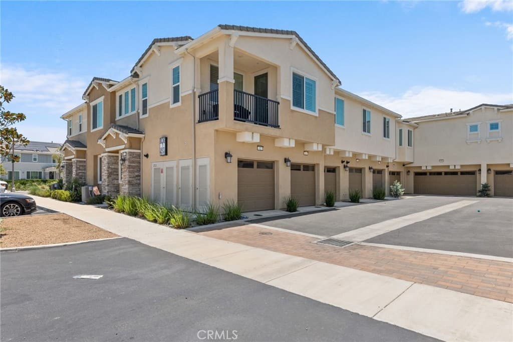16571 Wyndham 9