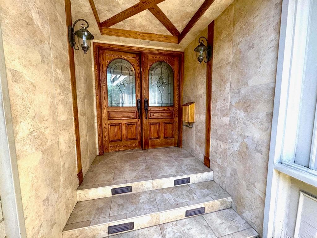 13545 CARAVEL Place
