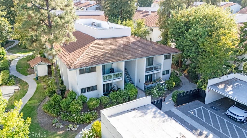 4644 Park Granada 167