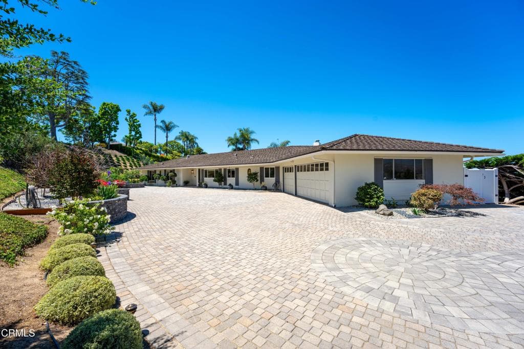 1098 Garrido Court