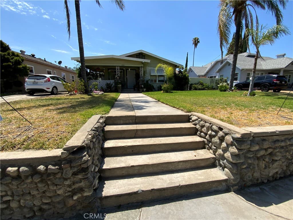 1295 N 9th