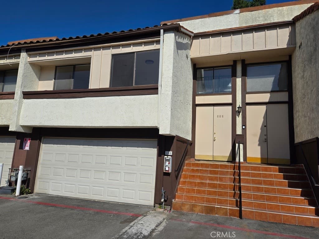 888 S Garfield