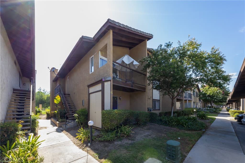3180 Little Mountain B