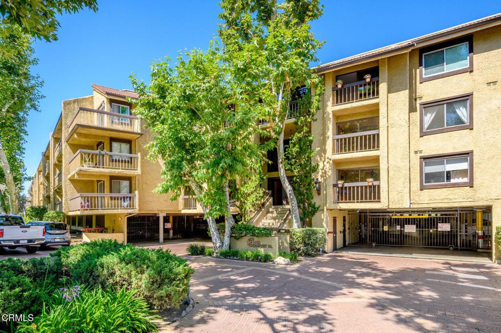 3481 Stancrest Drive 335