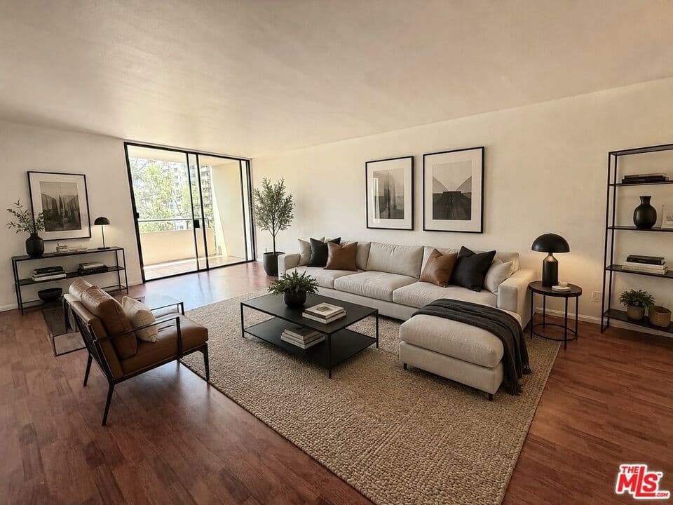 600 W 9th Street 814