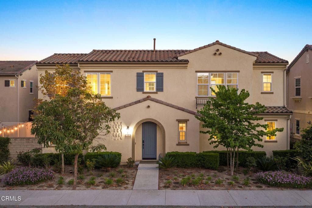168 Townsite Promenade
