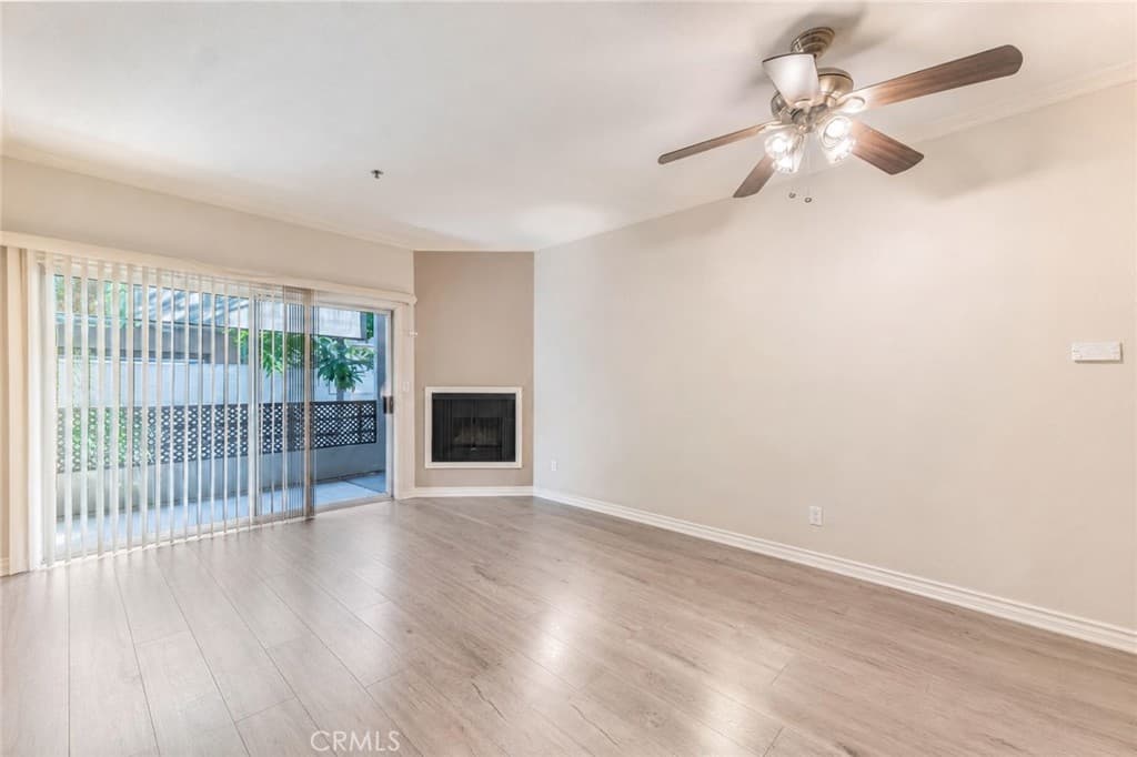 300 N El Molino Avenue 117