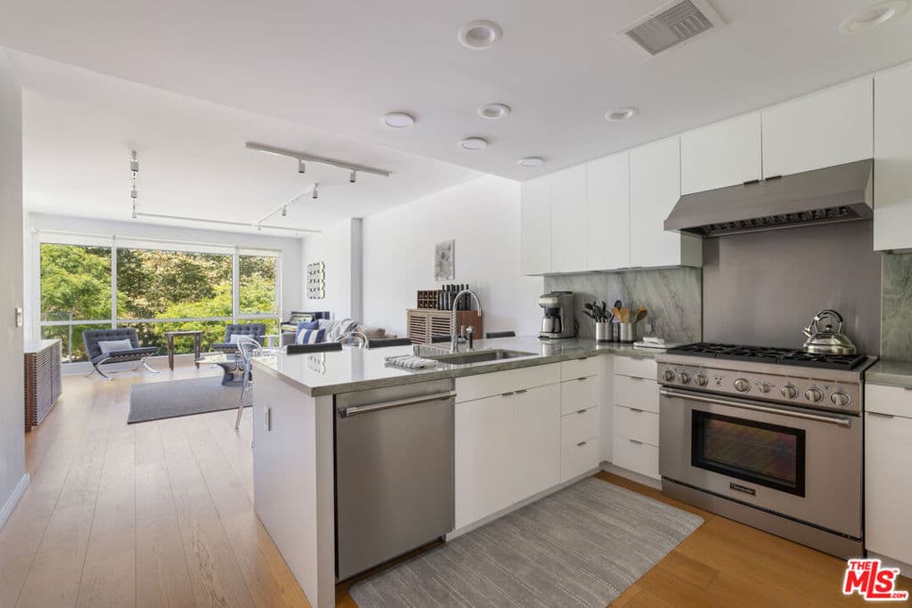 1705 Ocean Avenue 209