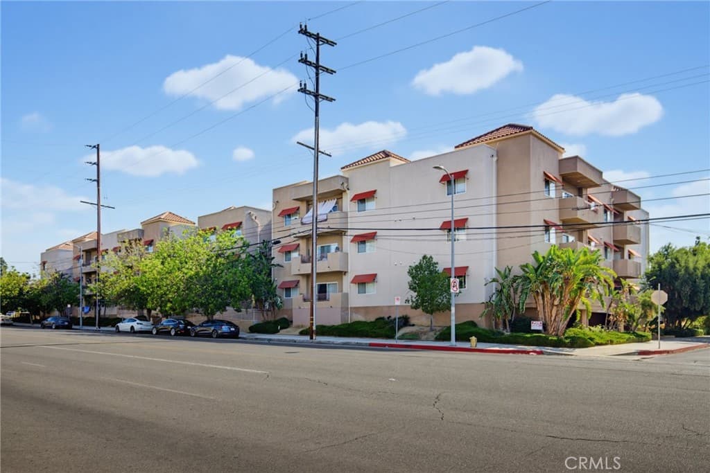 9610 Zelzah Avenue 203
