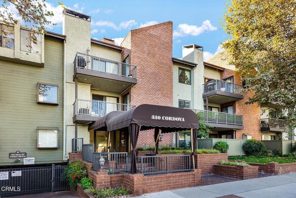 330 Cordova Street 157