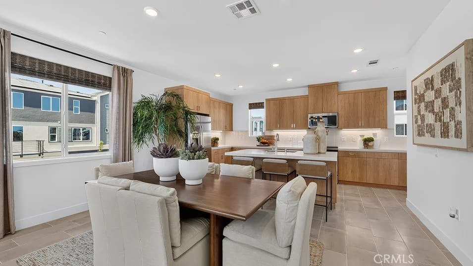 500 Park Drive 21