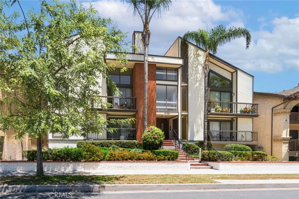 14159 Riverside Drive 103