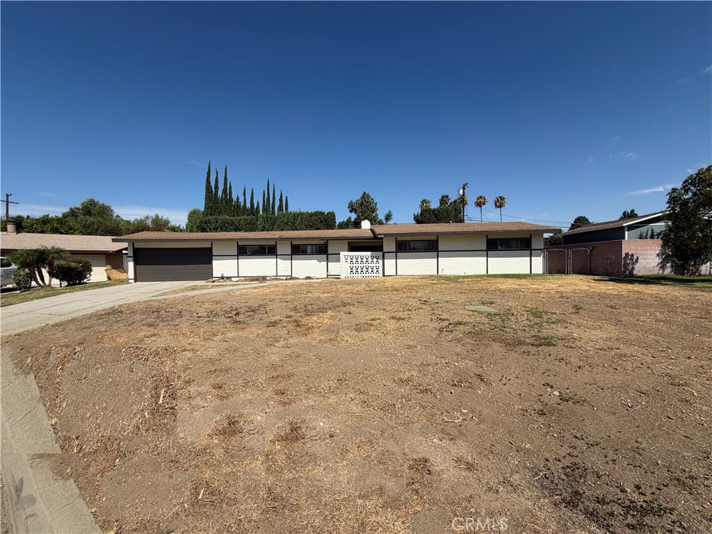 5748 Chelsea Court