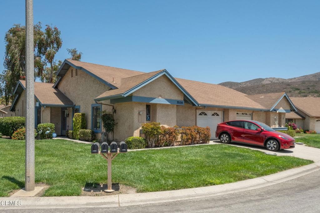 32130 Village 32