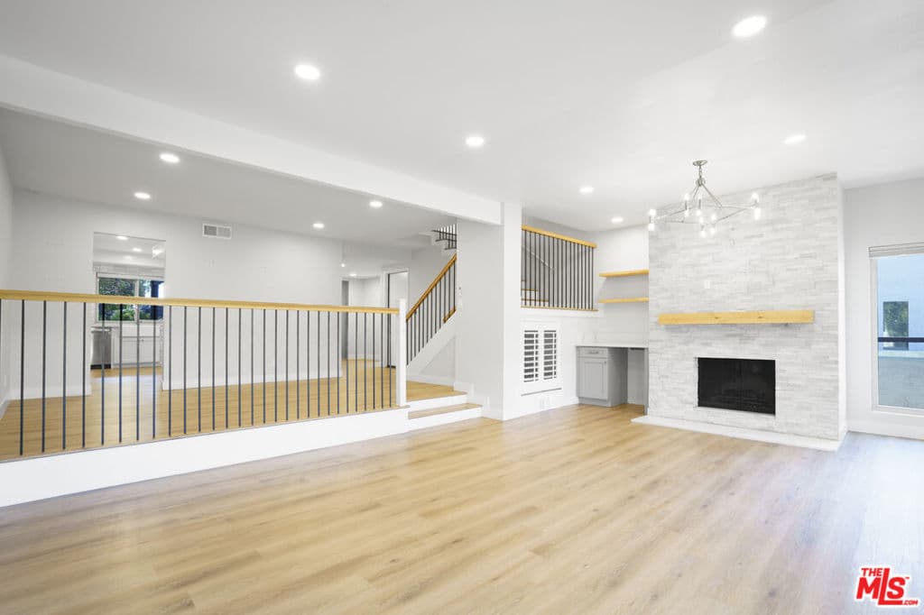 20 Sycamore Lane
