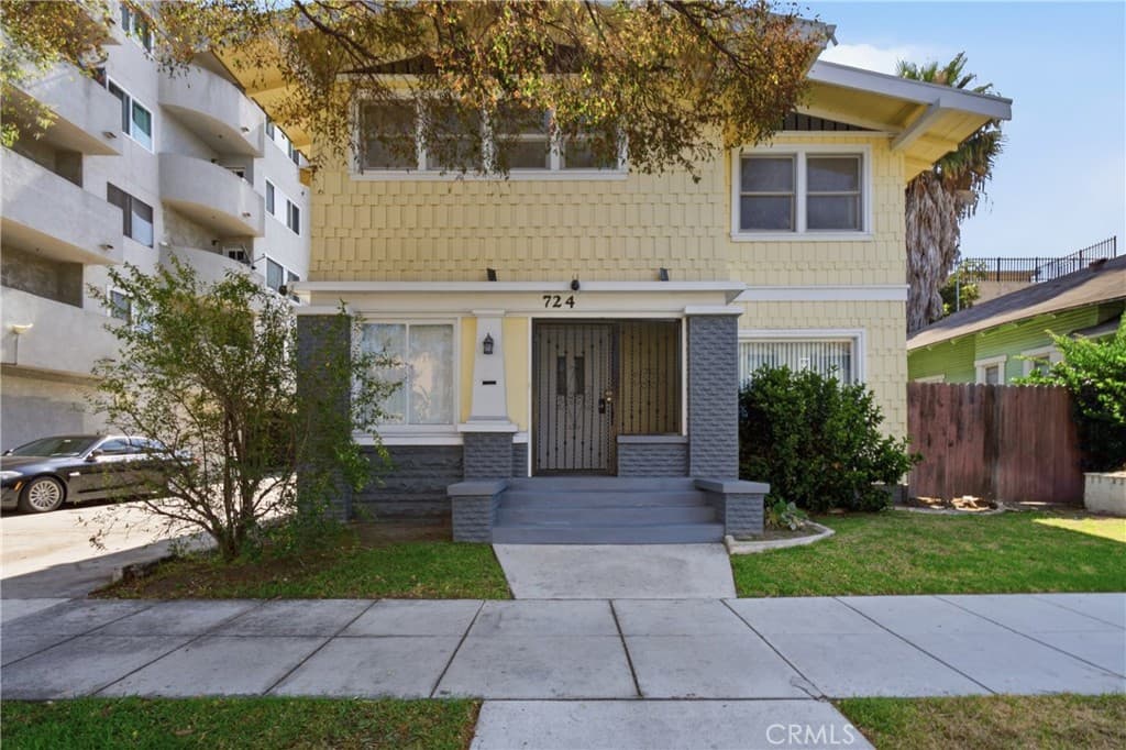 724 Elm Avenue