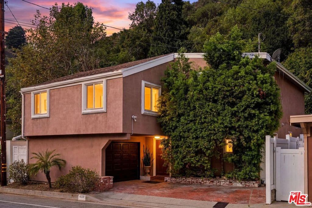 1029 N Beverly Glen Boulevard
