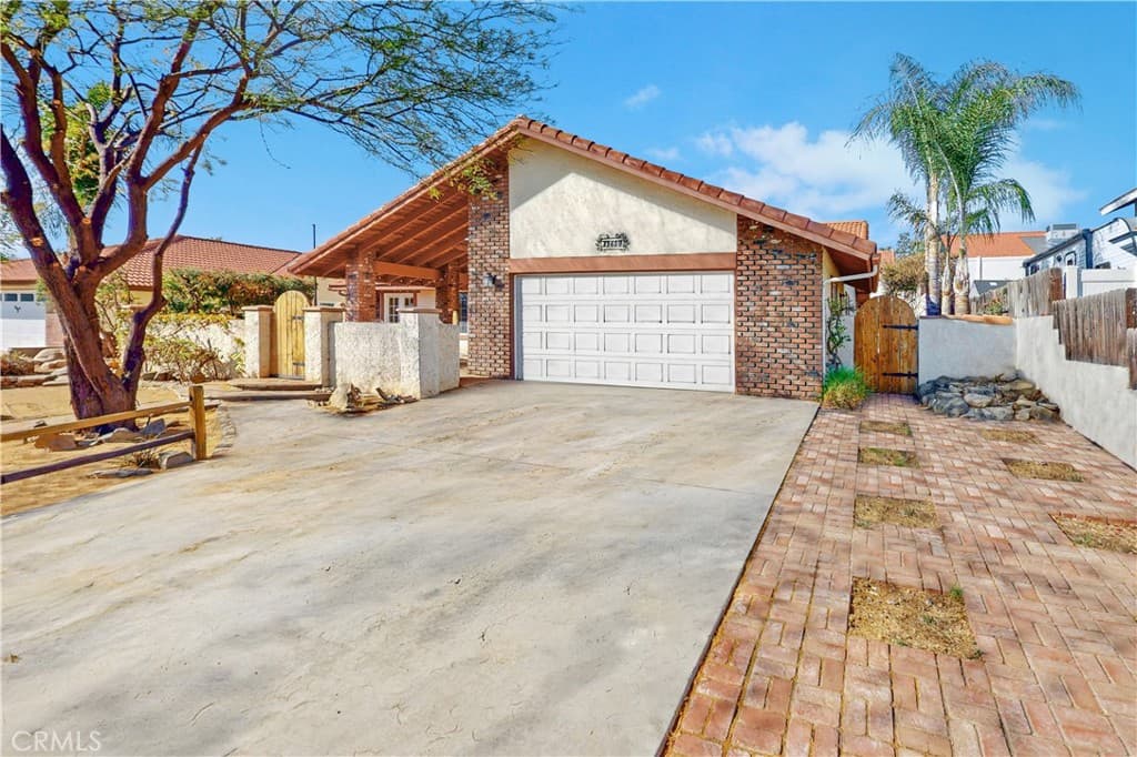 13489 Village Road