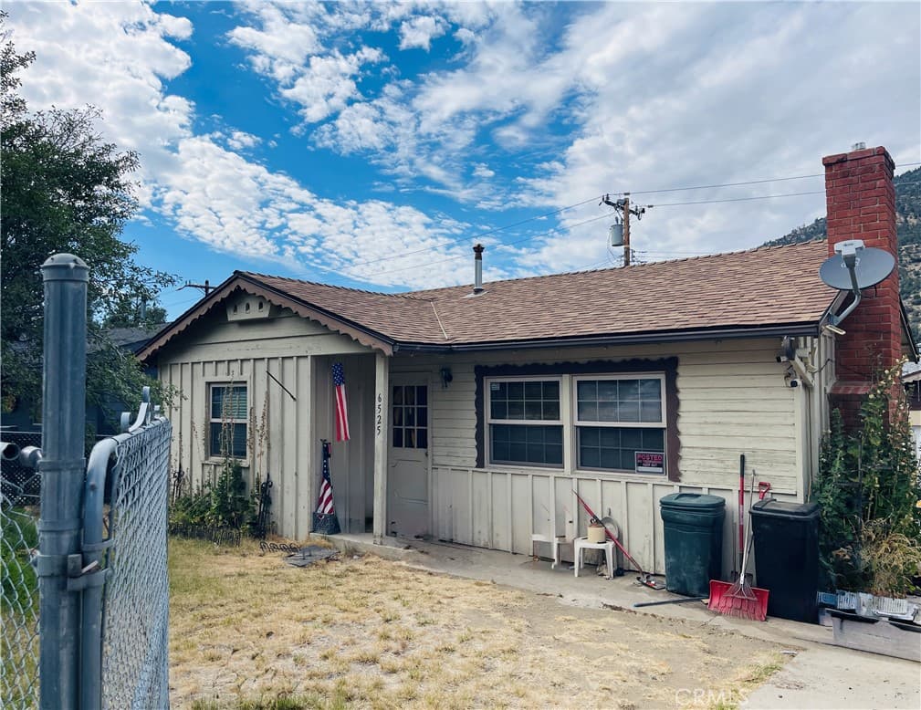 6529 Lakeview Drive
