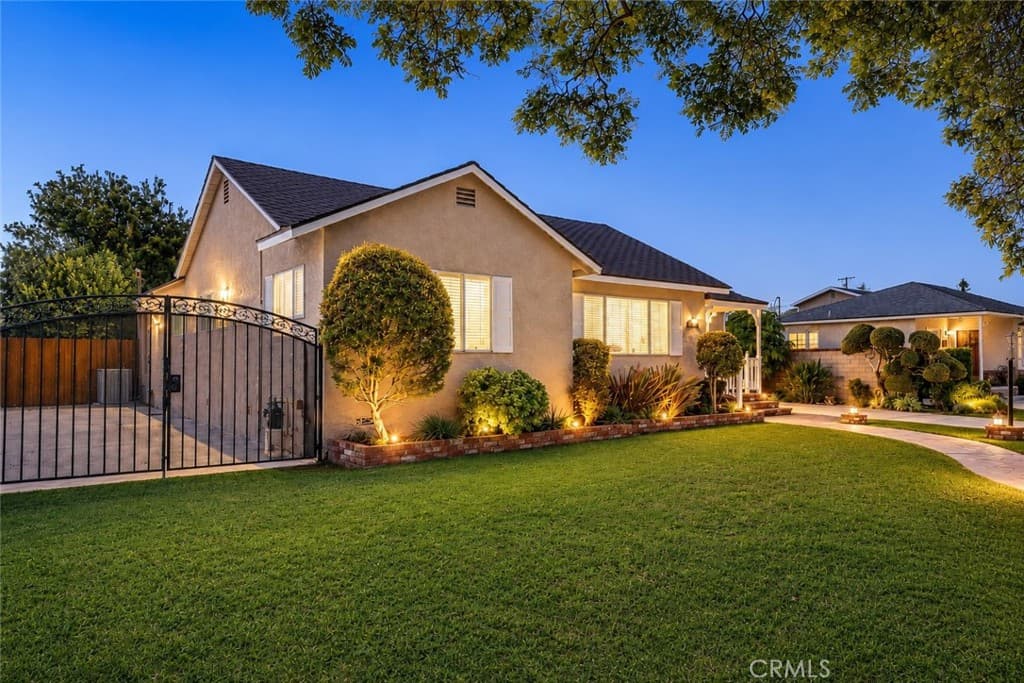 4432 Stanbridge