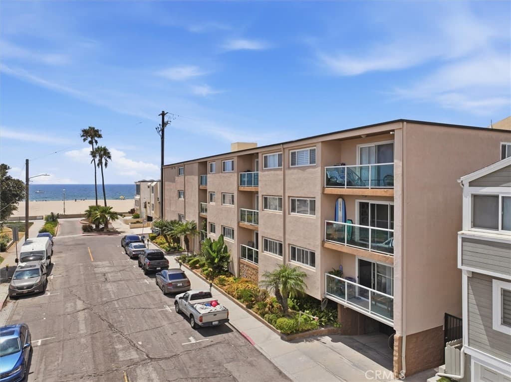15 15th Street 14