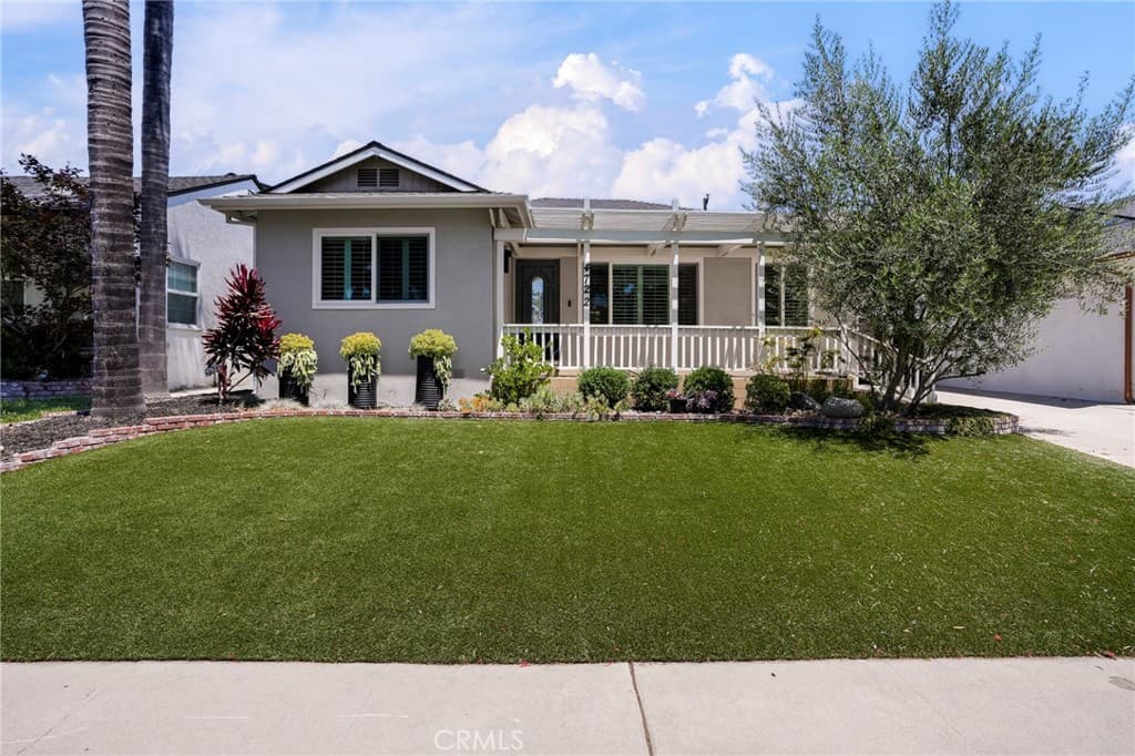 4722 Snowden