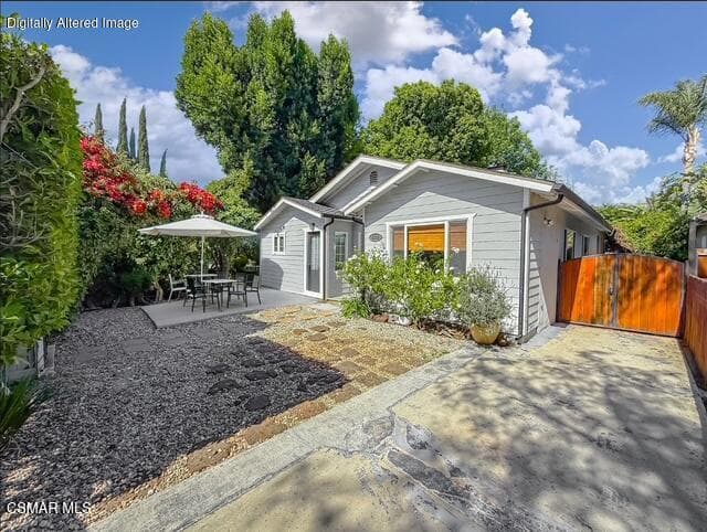 4332 Allott Avenue