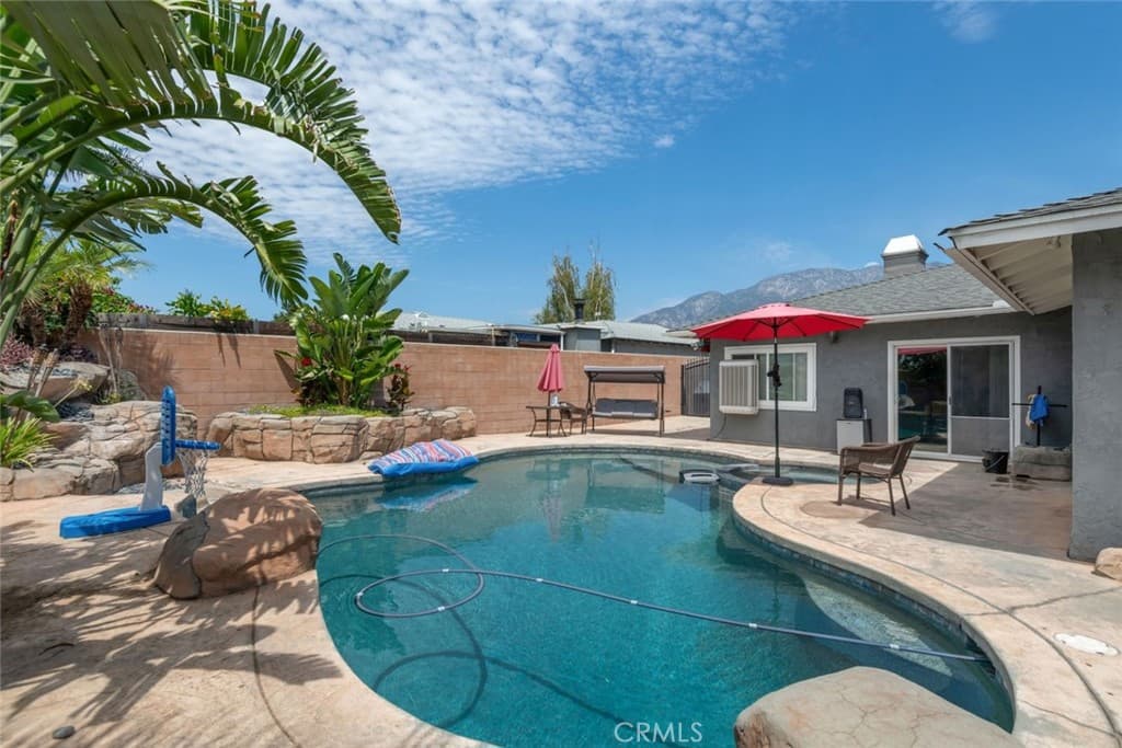 9965 La Mesa Court